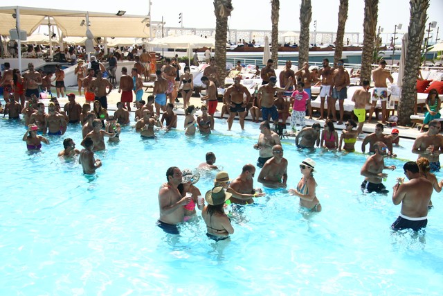 I Love SUNdays at Riviera